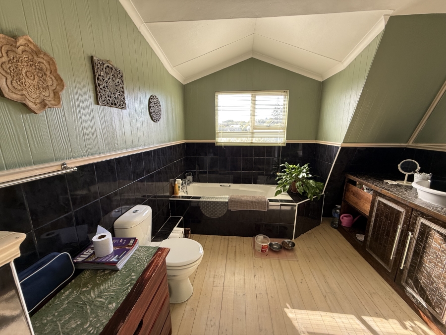 4 Bedroom Property for Sale in Dana Bay Western Cape